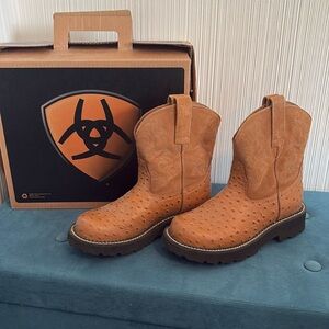 Women’s Ariat “Fatbaby” Boots Size 7